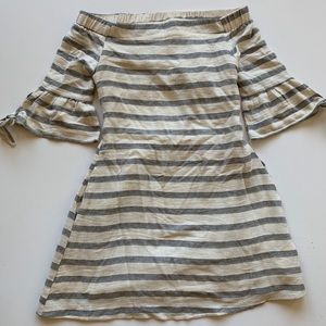 Listide striped off the shoulder dress size small